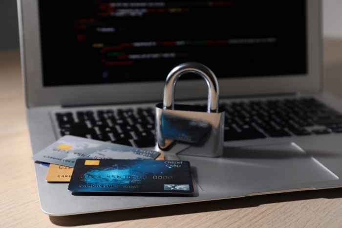 Foto Webinar – NIS2 e DORA. Affrontare il Rischio Cyber – dalla minaccia alla mitigazione; dalla teoria alla pratica Foto Webinar – NIS2 e DORA. Affrontare il Rischio Cyber – dalla minaccia alla mitigazione; dalla teoria alla pratica